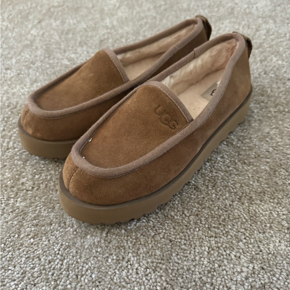 Ugh shoe